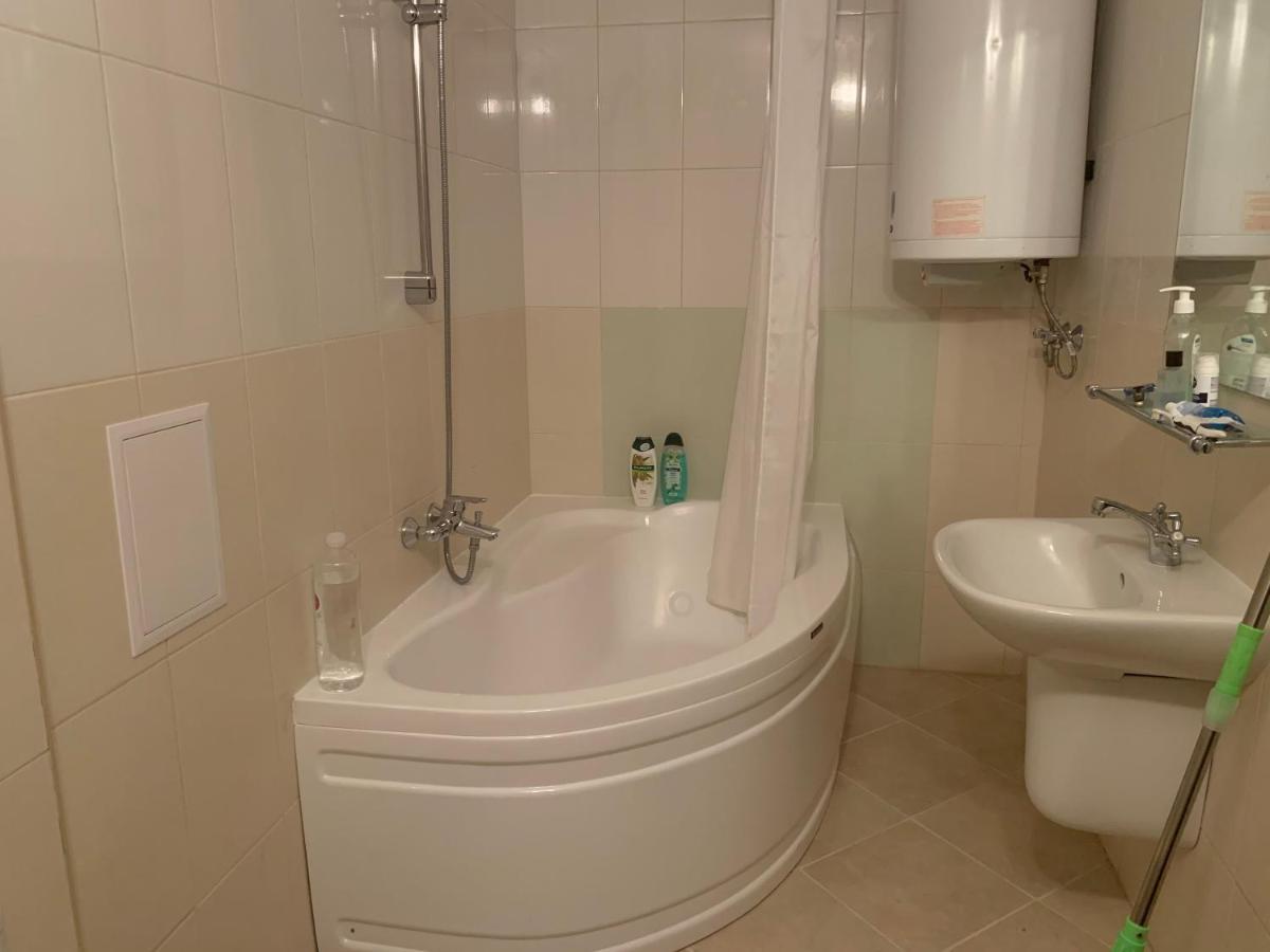 Entire Private Apartment In Pirin Golf & Country Club 반스코 외부 사진