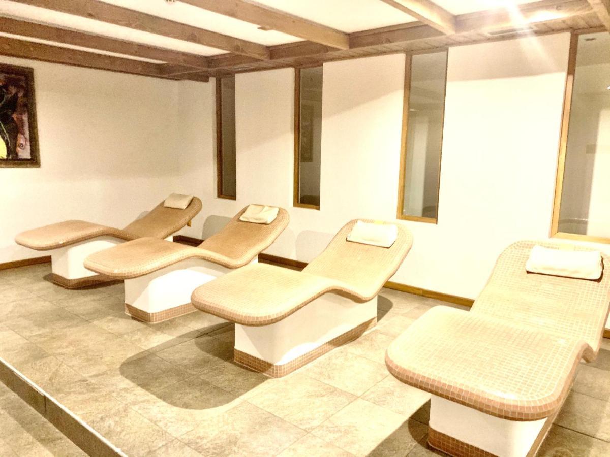 Entire Private Apartment In Pirin Golf & Country Club 반스코 외부 사진