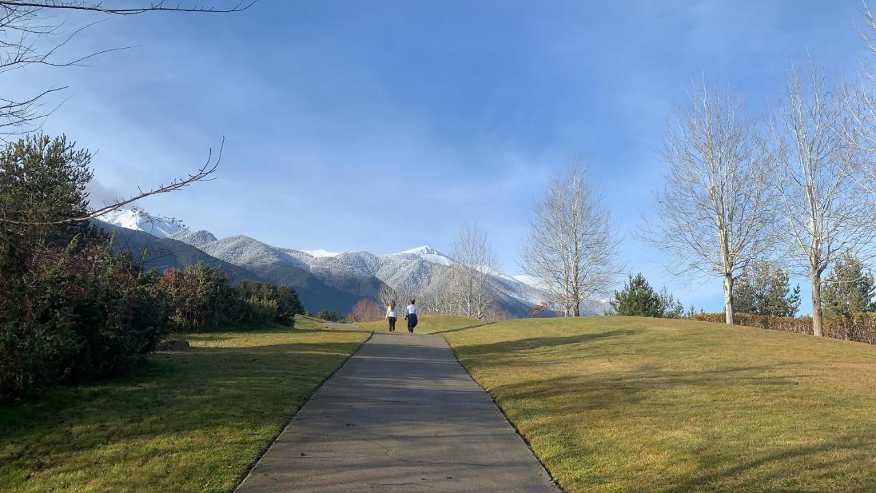 Entire Private Apartment In Pirin Golf & Country Club 반스코 외부 사진