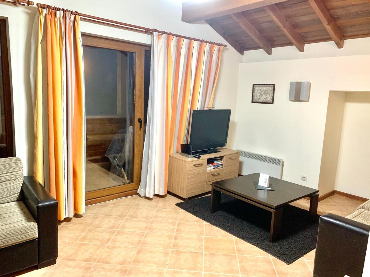 Entire Private Apartment In Pirin Golf & Country Club 반스코 외부 사진